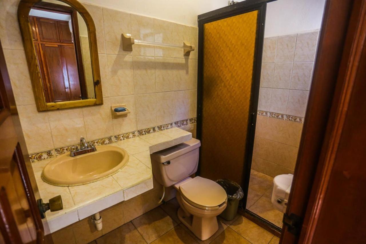 Hotel Vista Caribe 5Ta Av A 5 Pasos De La Playa Playa del Carmen Ngoại thất bức ảnh