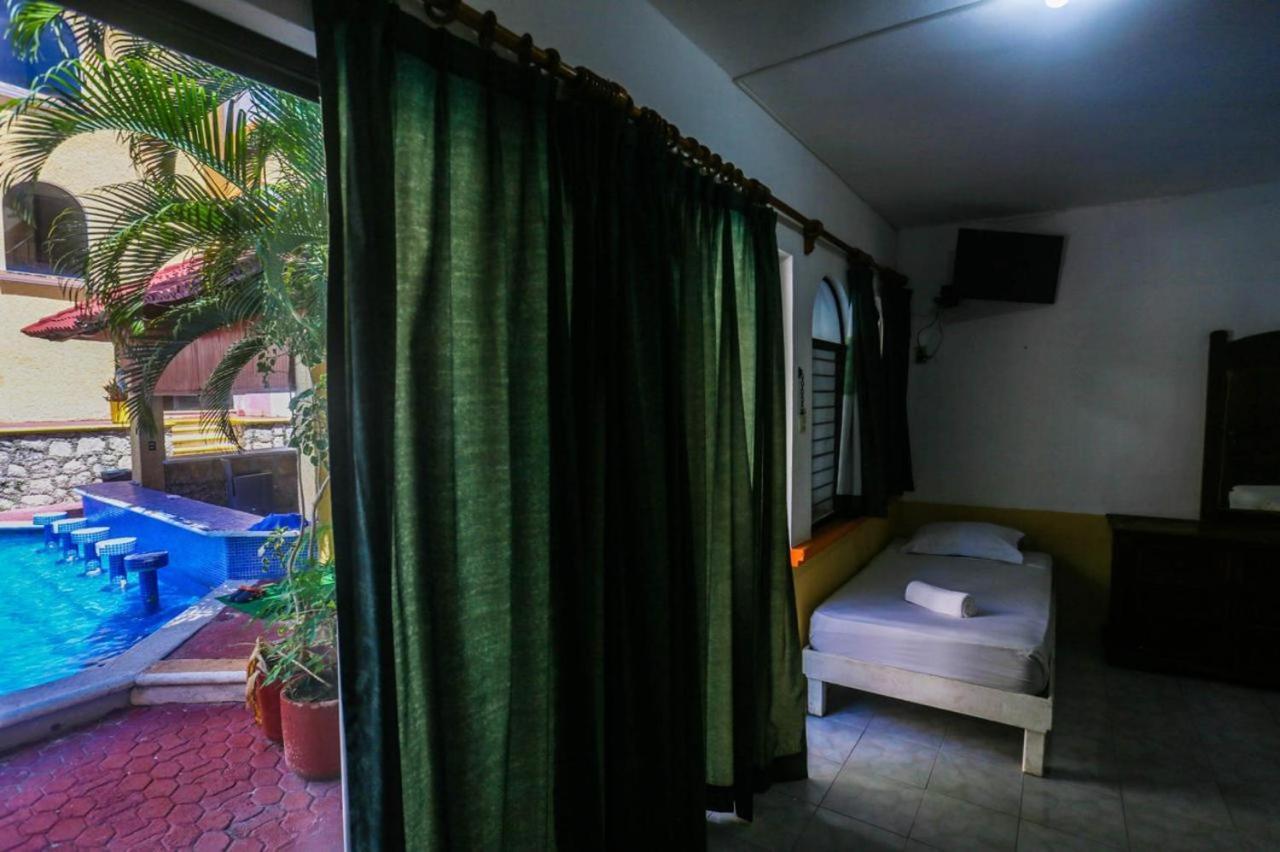 Hotel Vista Caribe 5Ta Av A 5 Pasos De La Playa Playa del Carmen Ngoại thất bức ảnh
