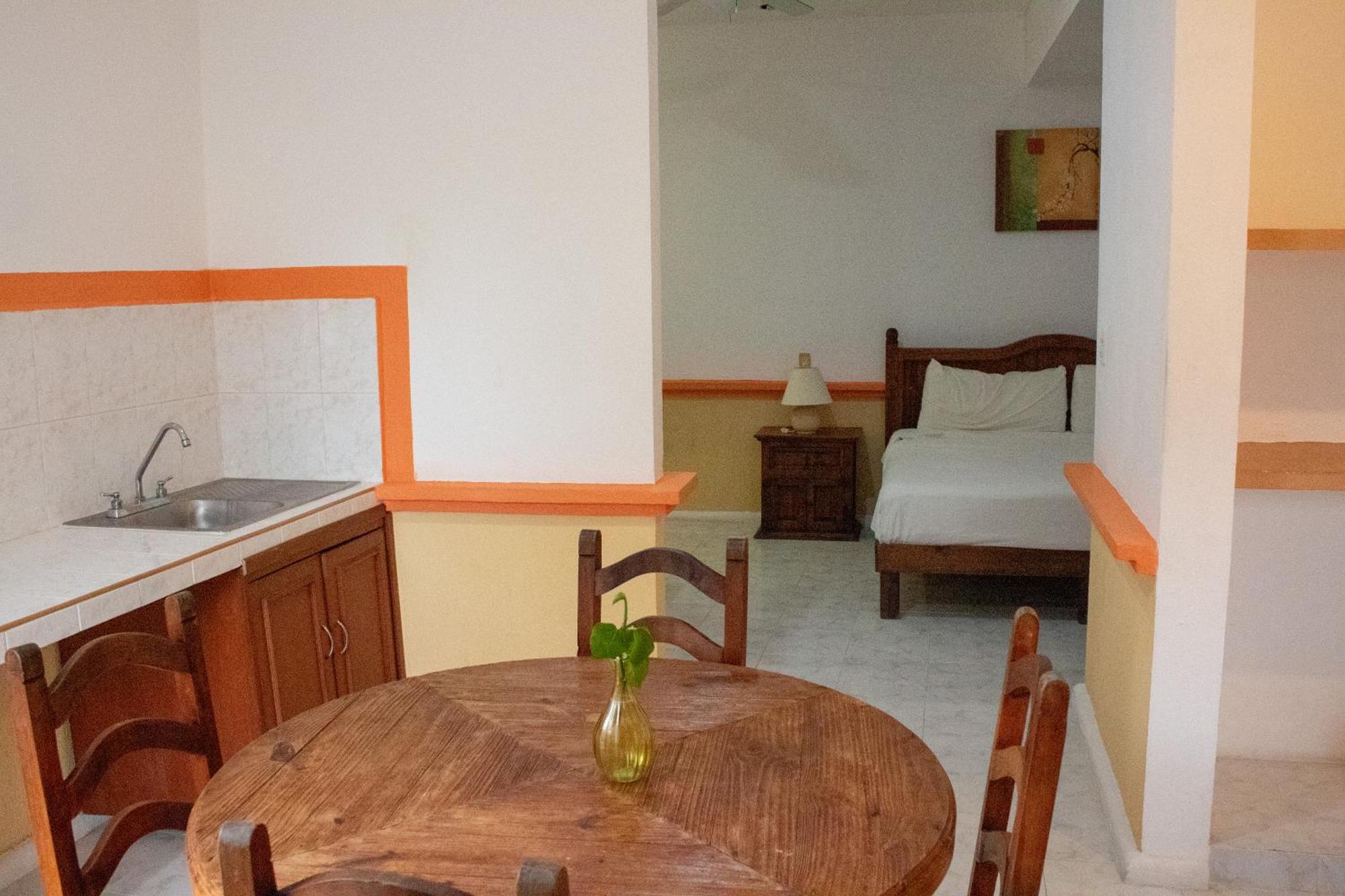Hotel Vista Caribe 5Ta Av A 5 Pasos De La Playa Playa del Carmen Ngoại thất bức ảnh