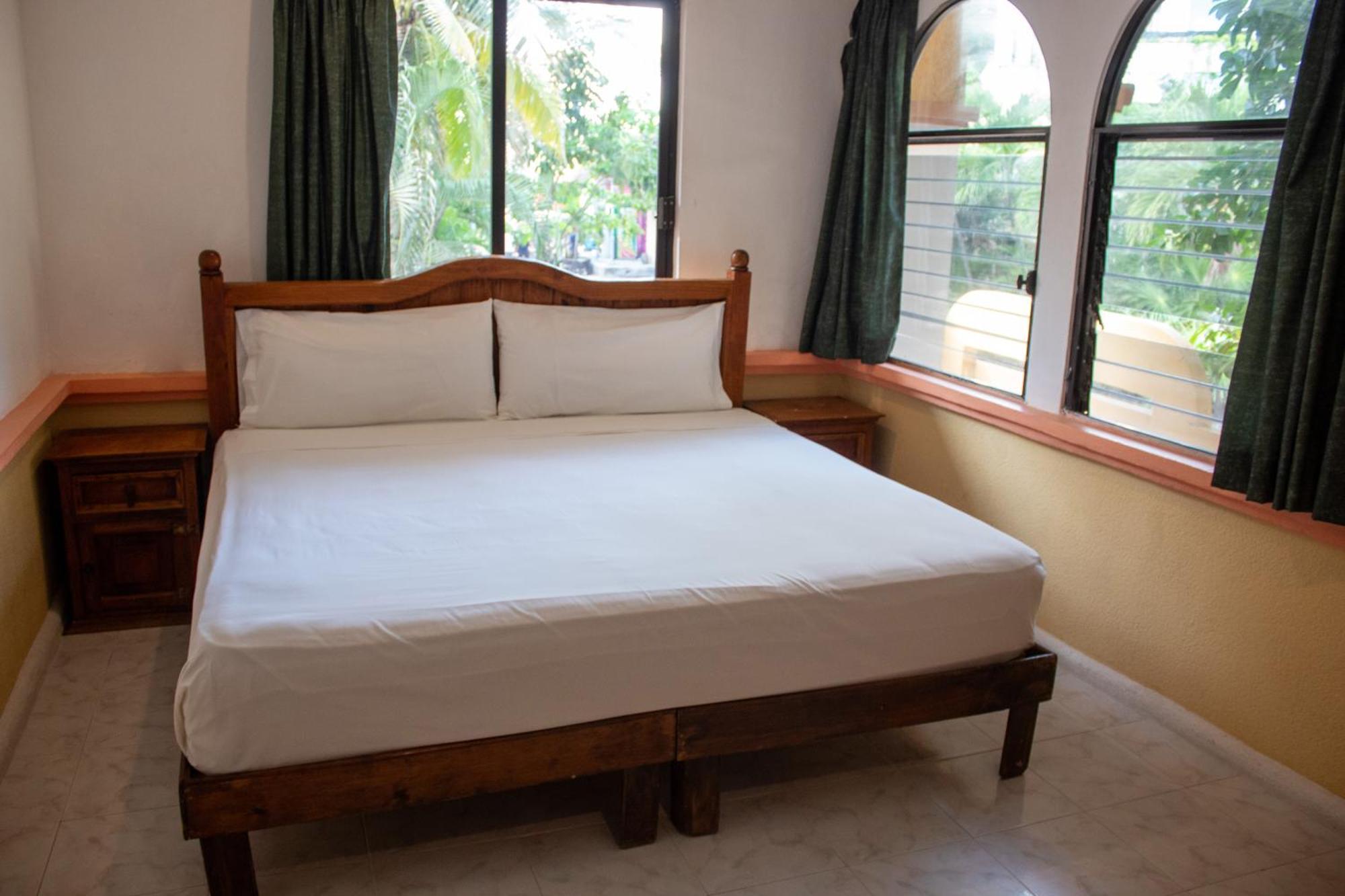 Hotel Vista Caribe 5Ta Av A 5 Pasos De La Playa Playa del Carmen Ngoại thất bức ảnh