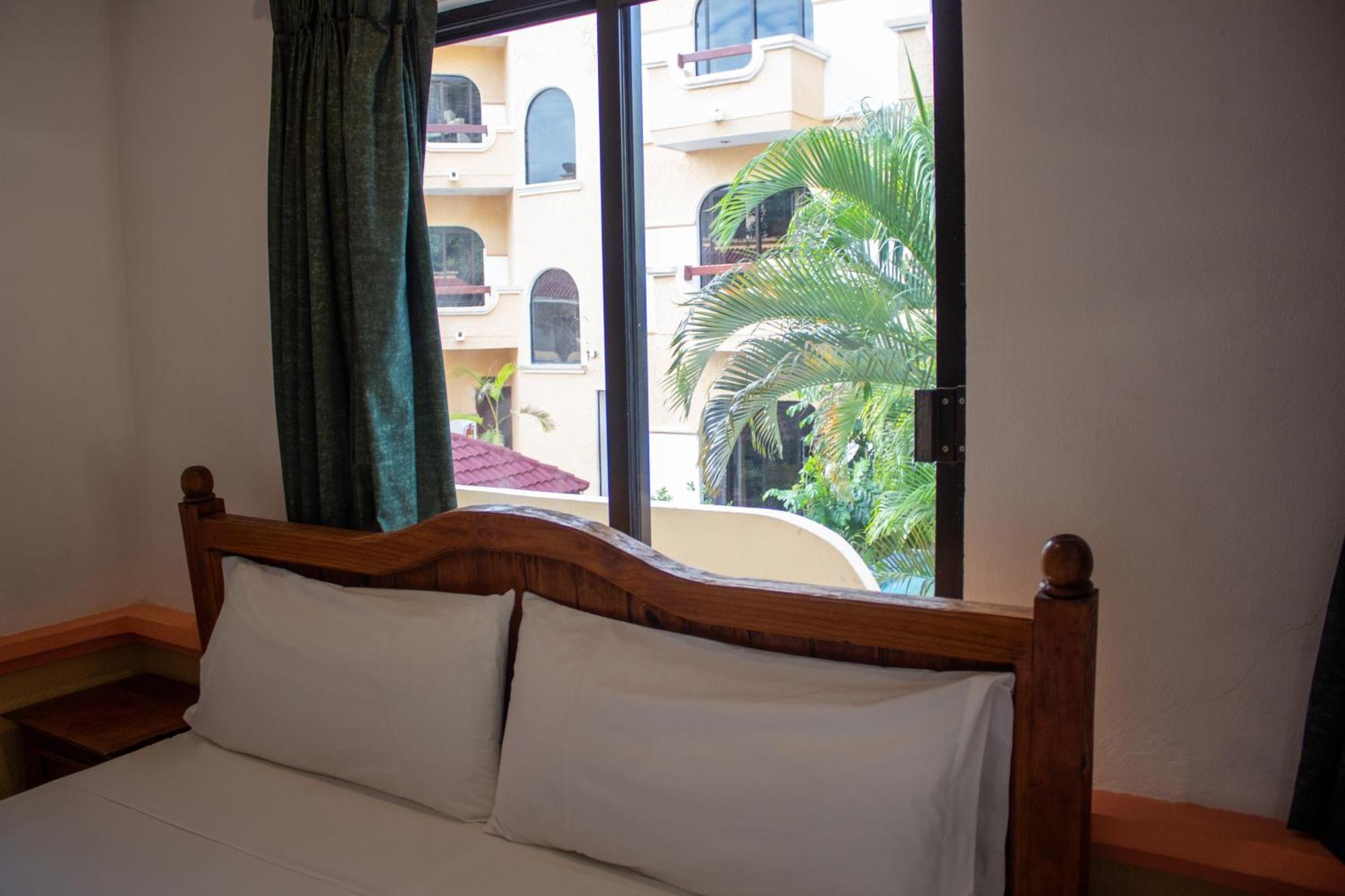 Hotel Vista Caribe 5Ta Av A 5 Pasos De La Playa Playa del Carmen Ngoại thất bức ảnh
