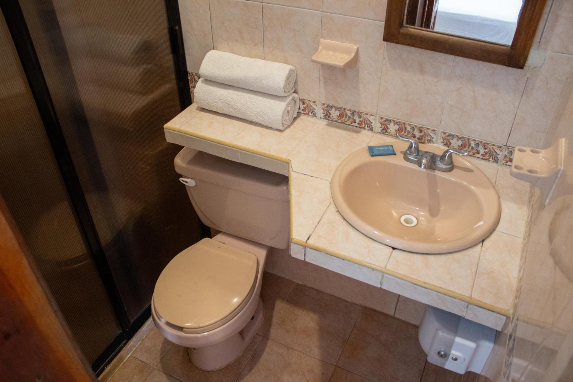 Hotel Vista Caribe 5Ta Av A 5 Pasos De La Playa Playa del Carmen Ngoại thất bức ảnh