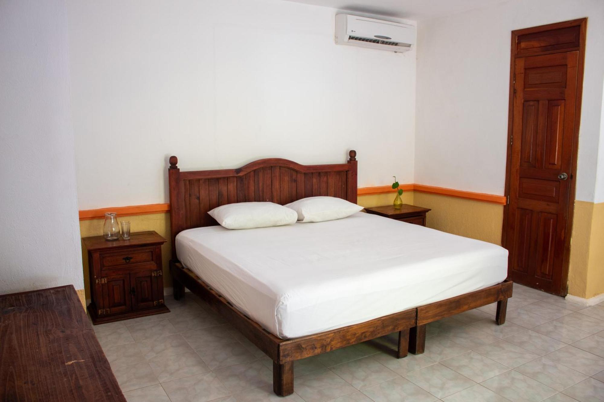 Hotel Vista Caribe 5Ta Av A 5 Pasos De La Playa Playa del Carmen Ngoại thất bức ảnh
