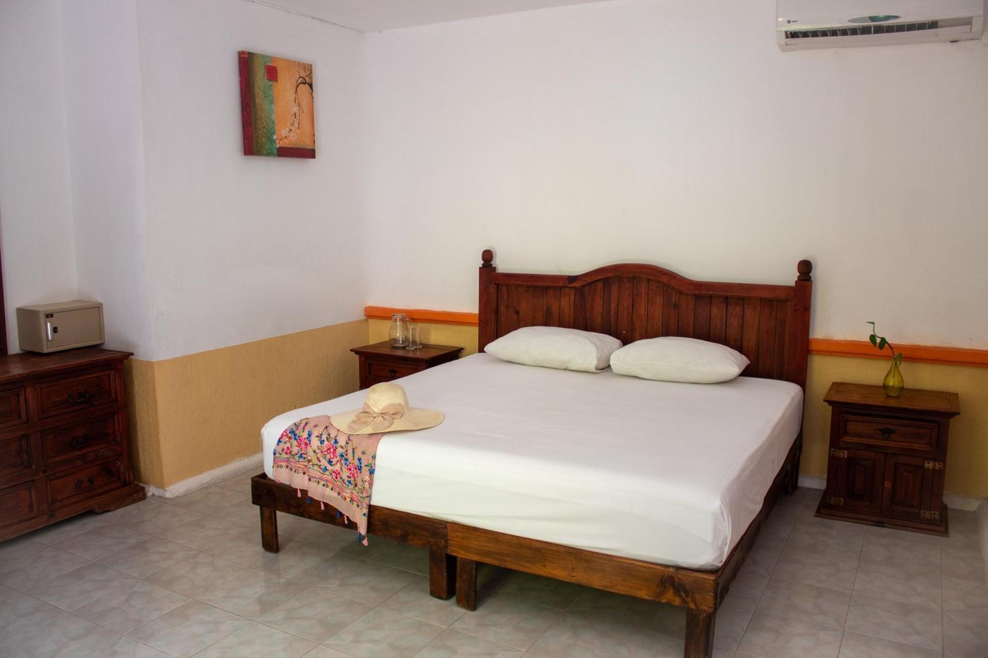Hotel Vista Caribe 5Ta Av A 5 Pasos De La Playa Playa del Carmen Ngoại thất bức ảnh